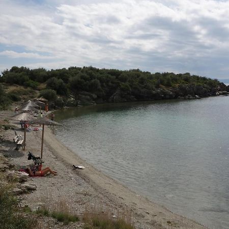 Beach Front House With View Marathos  Екстер'єр фото