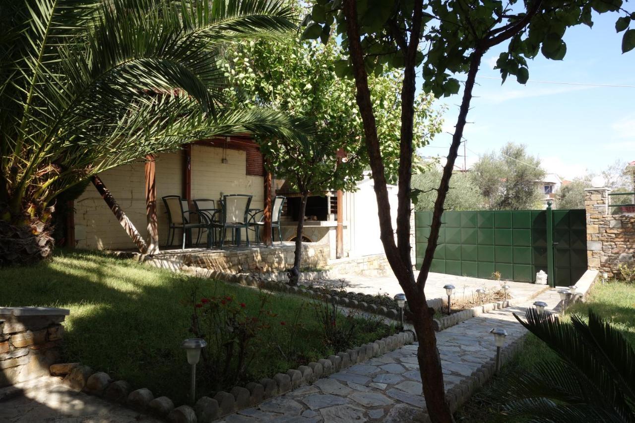 Beach Front House With View Marathos  Екстер'єр фото