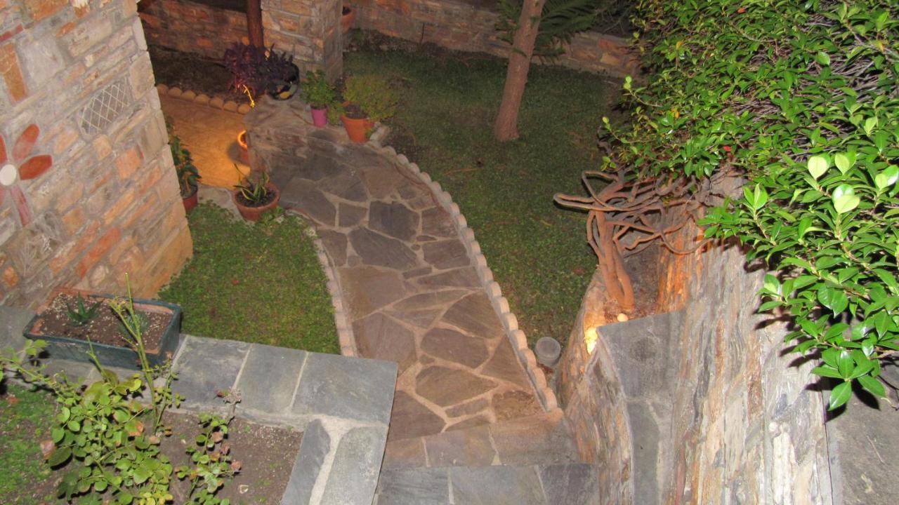 Beach Front House With View Marathos  Екстер'єр фото