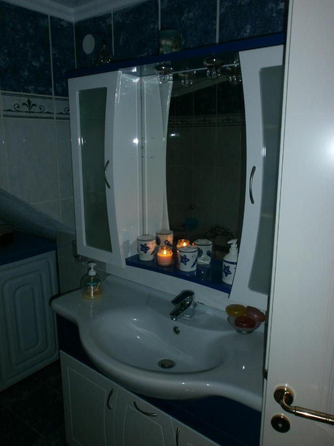 Beach Front House With View Marathos  Екстер'єр фото