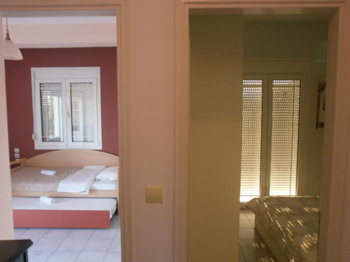 Beach Front House With View Marathos  Екстер'єр фото